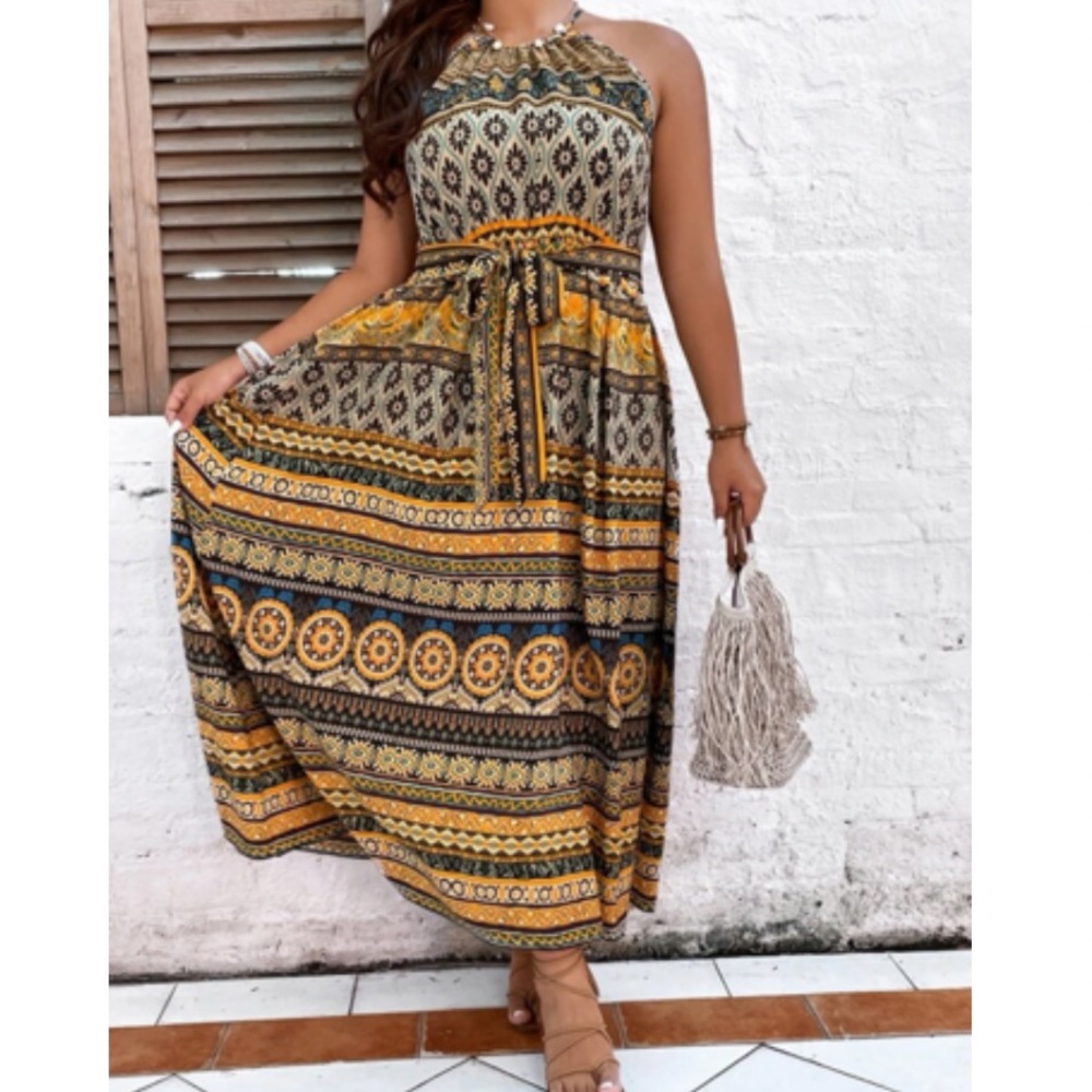 Boho floral print belted maxi dress - Picture 3 of 4